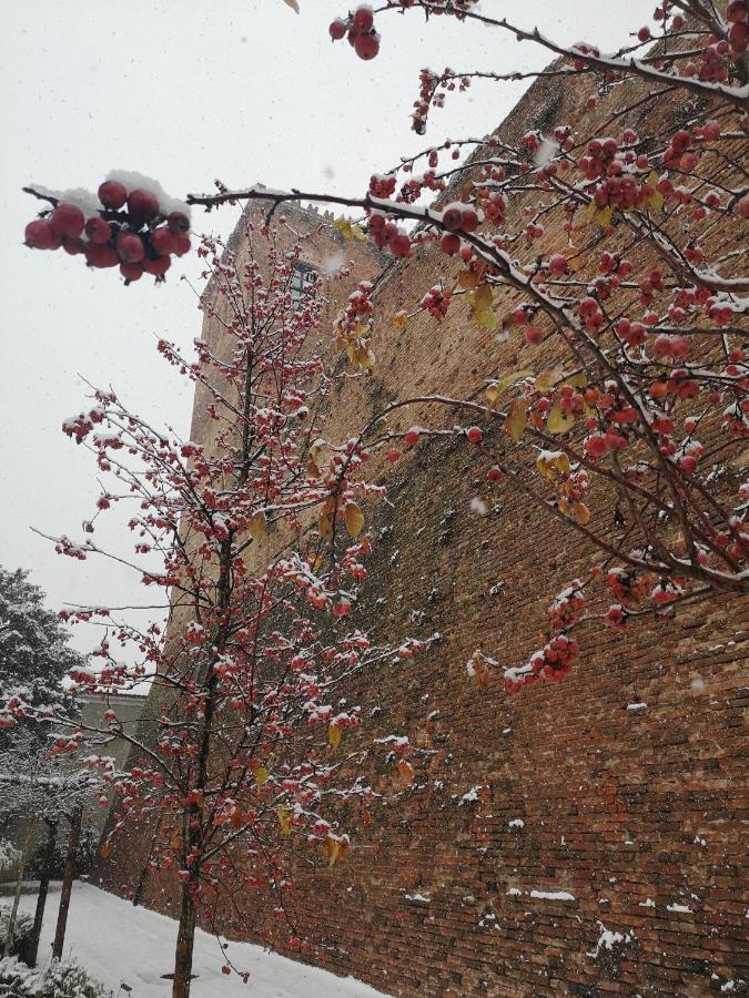 Отель Rocca Di Arignano Экстерьер фото